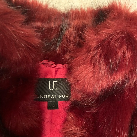 Unreal Fur Red Faux Fur Jacket / size Small - Picture 4 of 6